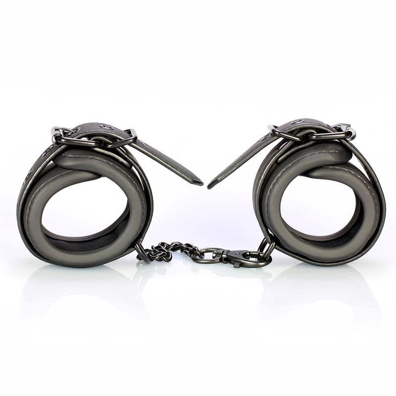 Manette INTOYOU BLACK SHADOW in pelle vegana